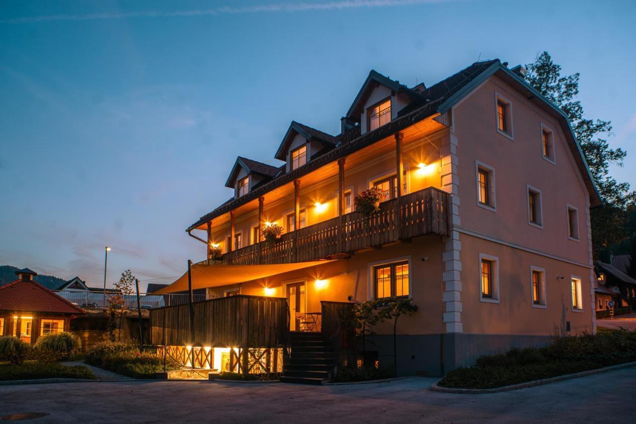 Hotel Zamorc Шкоф'я-Лока Екстер'єр фото