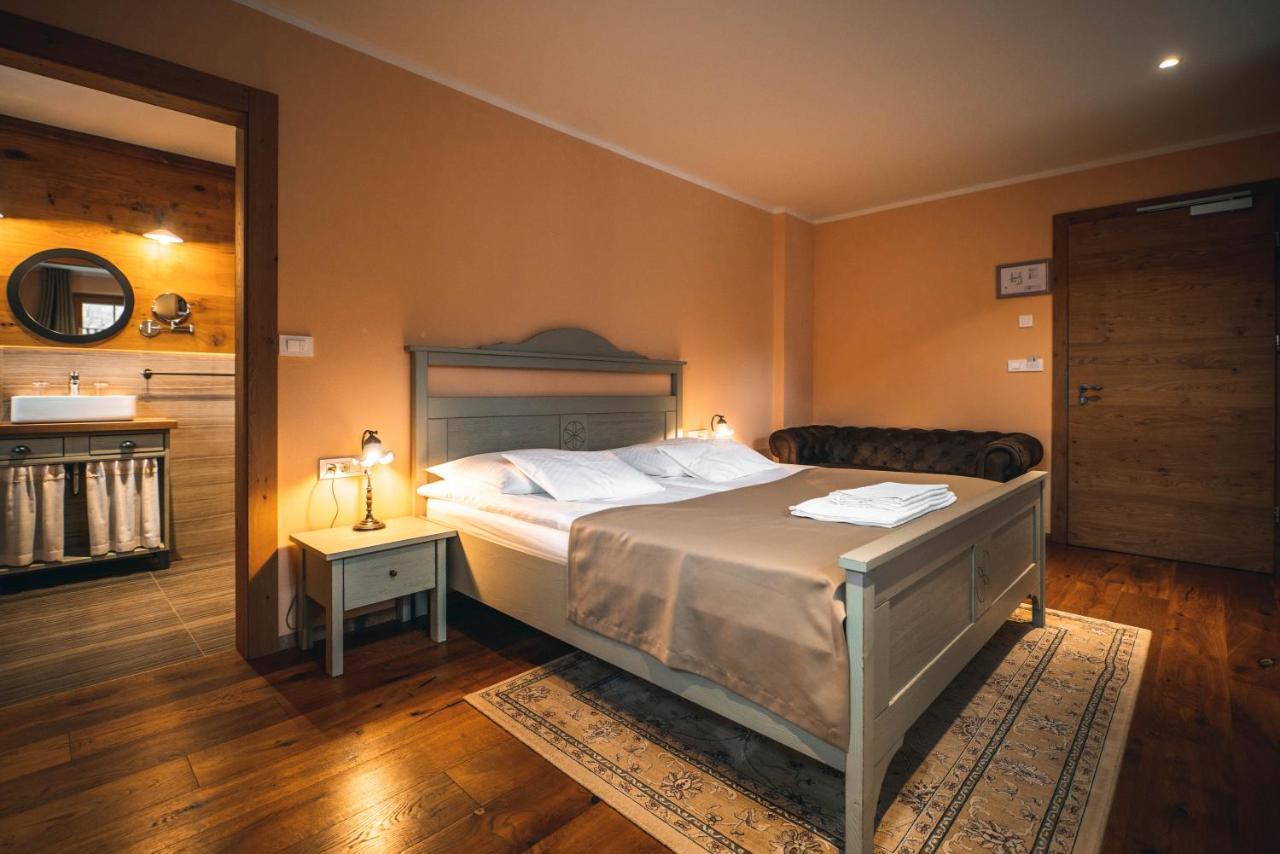 Hotel Zamorc Шкоф'я-Лока Екстер'єр фото