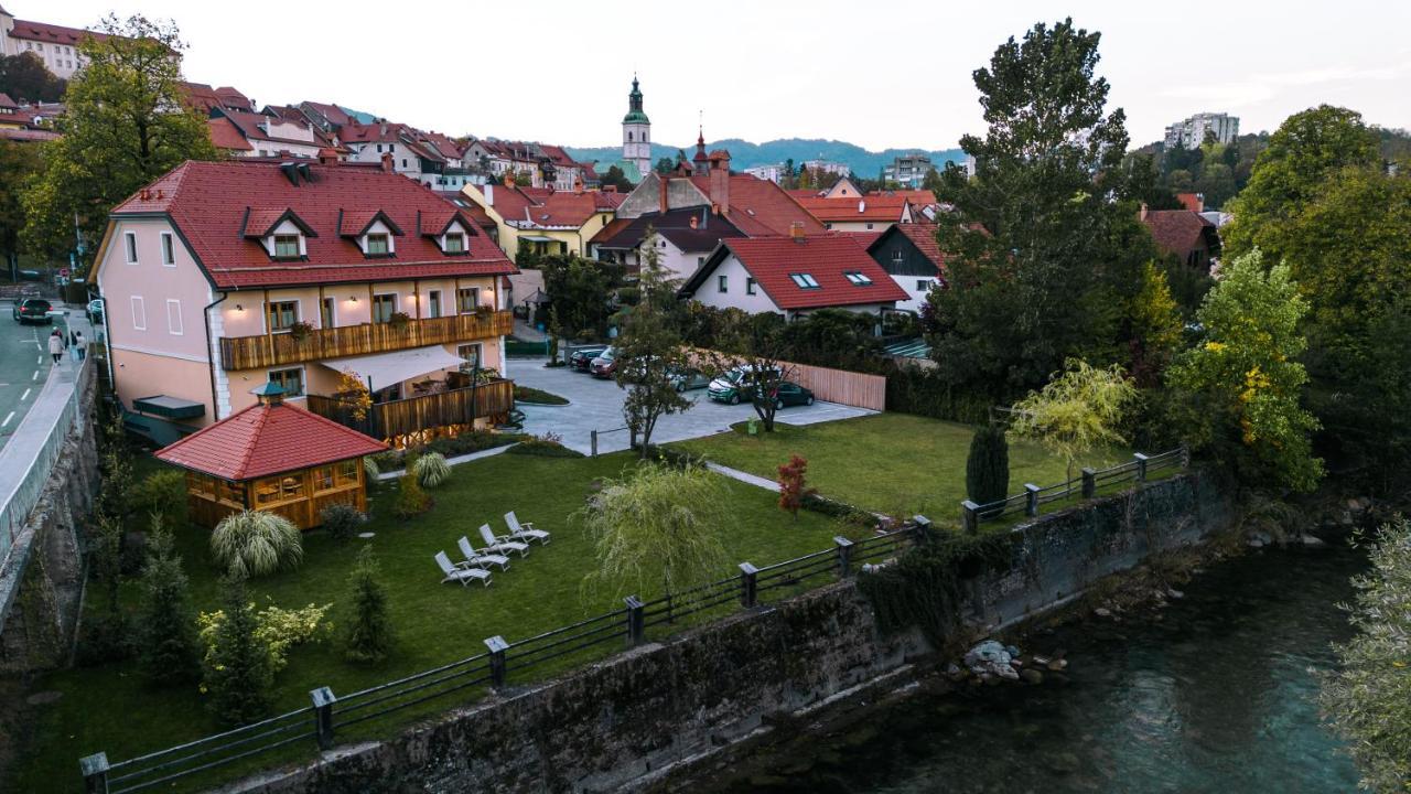 Hotel Zamorc Шкоф'я-Лока Екстер'єр фото